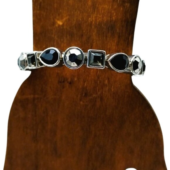 Bezel-Set Faceted Crystal Stackable Silver-tone Bangle Bracelet Magnetic Clasp - Picture 9 of 9